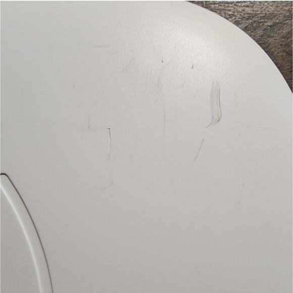 Mophie UV Sterilizer with Wireless Charging - Picture 9 of 10